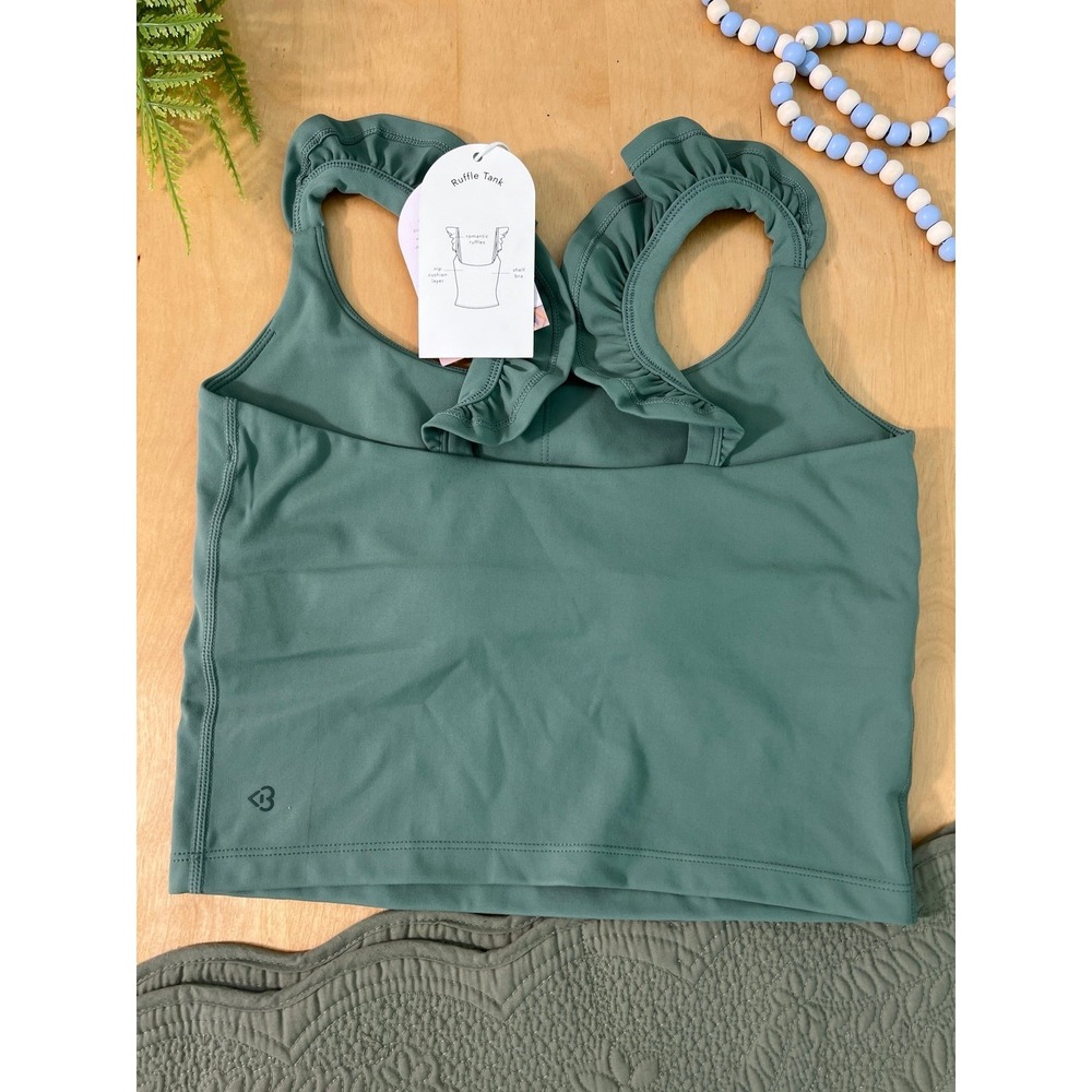 Blogilates Ruffle Tank Size M Green NWT - Picture 2 of 7